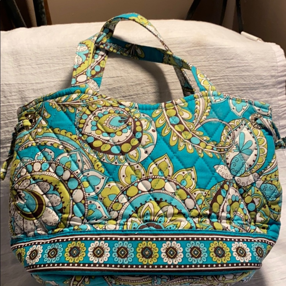 Vera Bradley purse in Peacock pattern